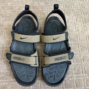 Nike ACG Sport Sandals Men's 13 Beige Brown Hiking Running Outdoor 305375-201EUC